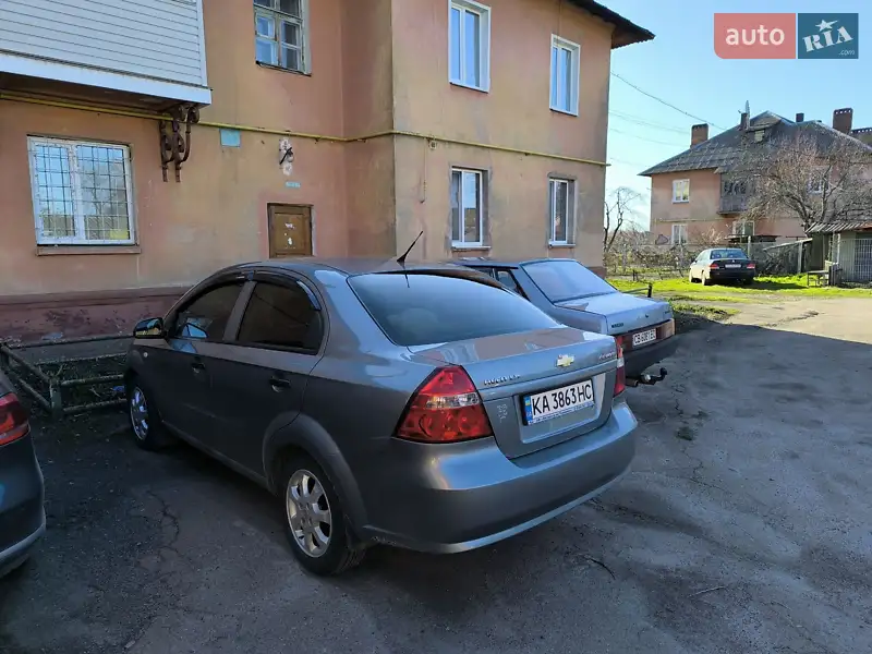 Седан Chevrolet Aveo 2011 в 