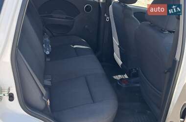 Хэтчбек Chevrolet Aveo 2008 в 