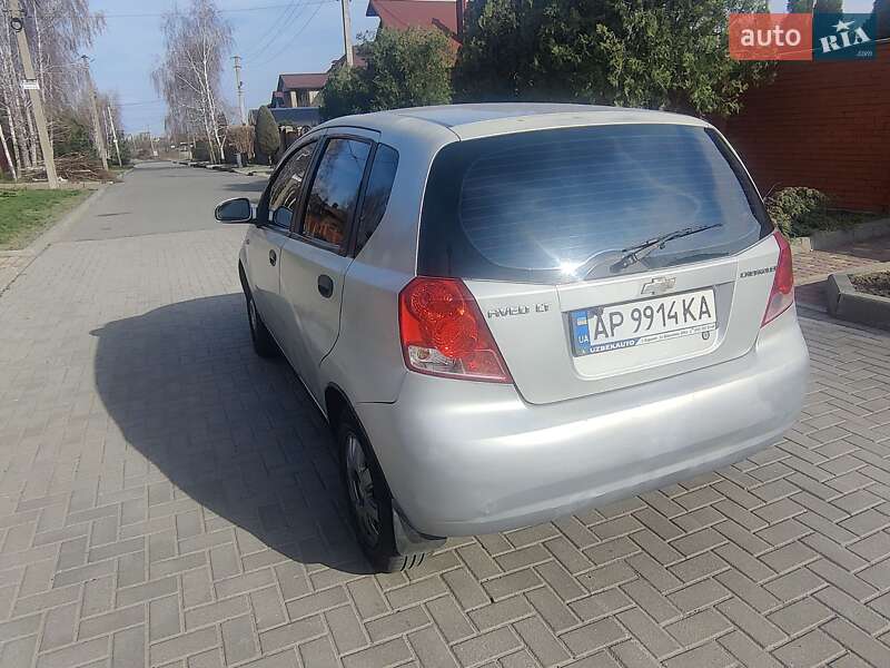 Хэтчбек Chevrolet Aveo 2004 в Запорожье