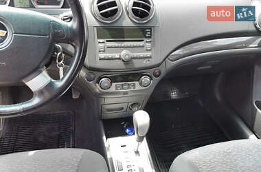 Седан Chevrolet Aveo 2010 в 