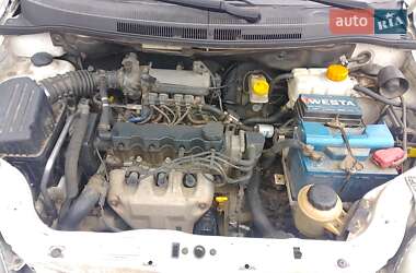 Седан Chevrolet Aveo 2010 в 