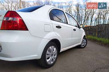 Седан Chevrolet Aveo 2008 в 
