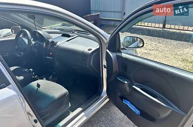 Хетчбек Chevrolet Aveo 2006 в 