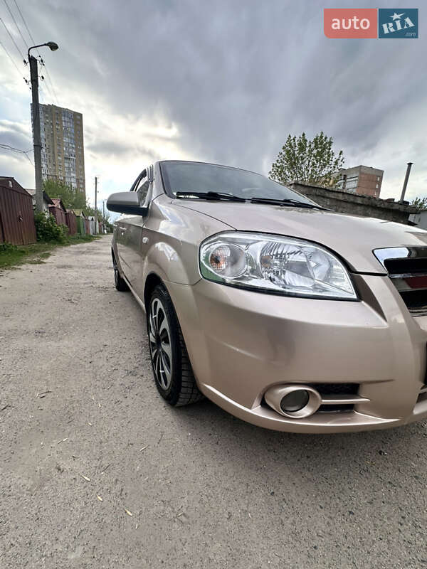 Седан Chevrolet Aveo 2008 в Харкові