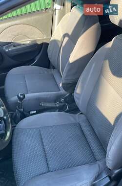 Хэтчбек Chevrolet Aveo 2007 в 