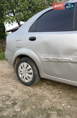 Седан Chevrolet Aveo 2005 в 