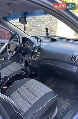 Седан Chevrolet Aveo 2011 в 