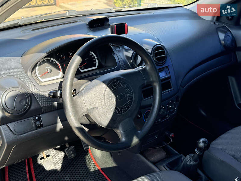 Седан Chevrolet Aveo 2007 в Одессе