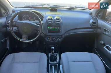 Хетчбек Chevrolet Aveo 2008 в 