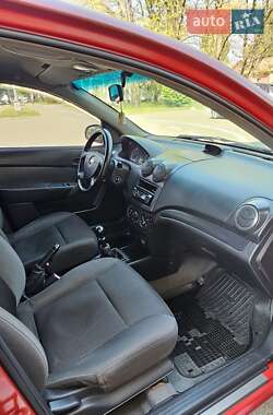 Хэтчбек Chevrolet Aveo 2008 в 