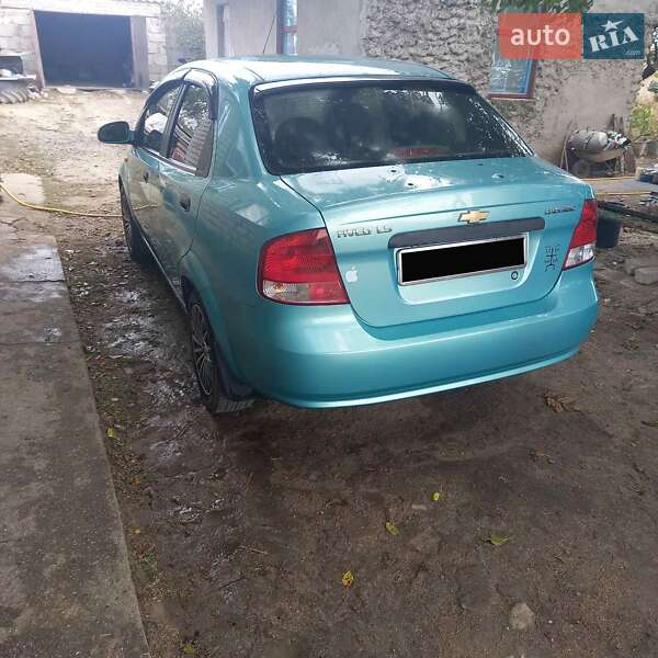 Седан Chevrolet Aveo 2005 в Миколаєві
