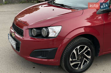 Седан Chevrolet Aveo 2014 в 