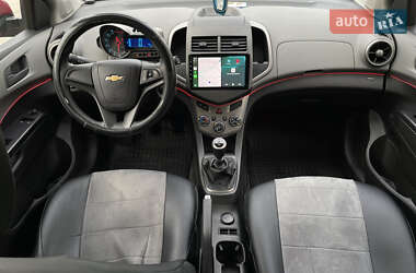 Седан Chevrolet Aveo 2014 в 