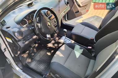 Хэтчбек Chevrolet Aveo 2009 в 