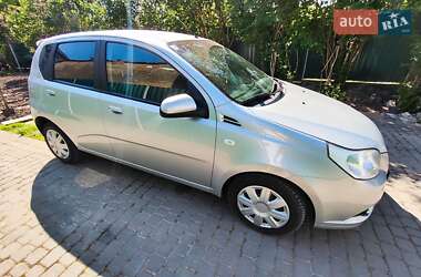 Хэтчбек Chevrolet Aveo 2009 в 