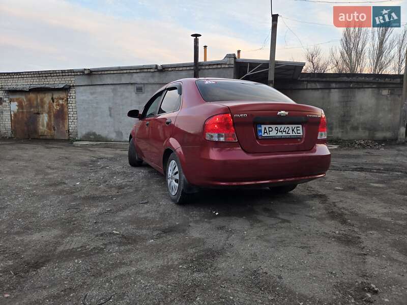 Седан Chevrolet Aveo 2005 в Запоріжжі
