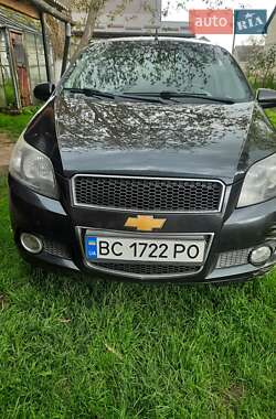 Хэтчбек Chevrolet Aveo 2011 в 