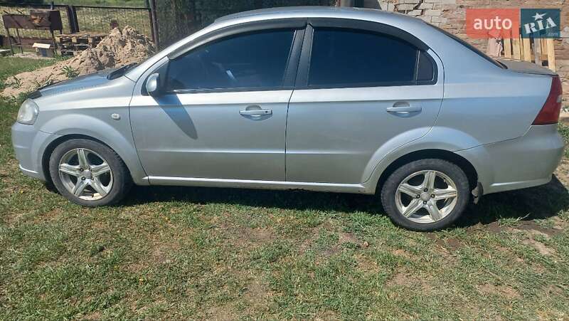 Седан Chevrolet Aveo 2008 в Запоріжжі