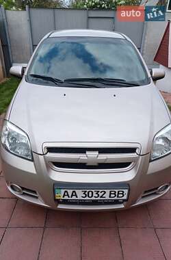 Седан Chevrolet Aveo 2008 в Києві