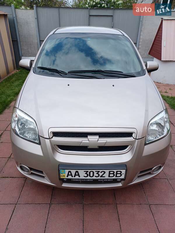 Седан Chevrolet Aveo 2008 в 