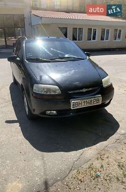 Хетчбек Chevrolet Aveo 2005 в 