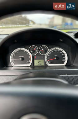 Хэтчбек Chevrolet Aveo 2008 в 