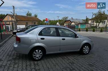 Седан Chevrolet Aveo 2005 в 