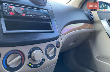 Седан Chevrolet Aveo 2008 в 