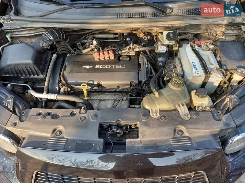 Седан Chevrolet Aveo 2012 в Кривом Роге