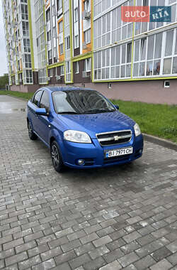 Седан Chevrolet Aveo 2008 в Полтаве
