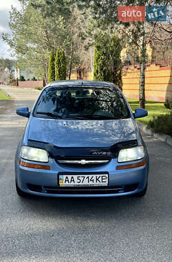 Седан Chevrolet Aveo 2004 в 