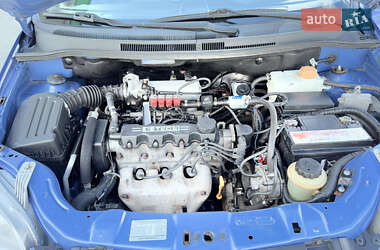 Хэтчбек Chevrolet Aveo 2008 в 