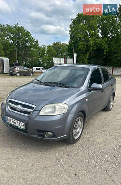 Седан Chevrolet Aveo 2008 в Умани