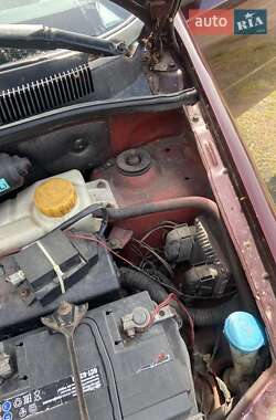 Седан Chevrolet Aveo 2005 в 