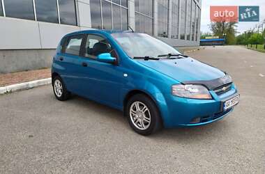 Хетчбек Chevrolet Aveo 2008 в 