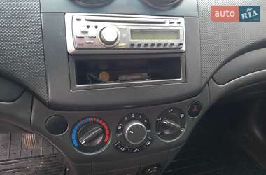 Седан Chevrolet Aveo 2006 в 