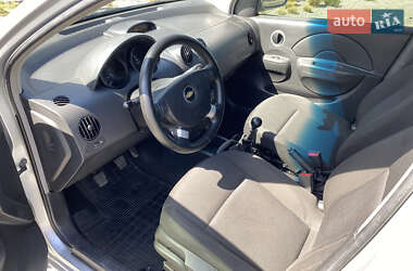 Хэтчбек Chevrolet Aveo 2007 в 