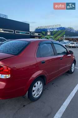 Седан Chevrolet Aveo 2005 в Днепре