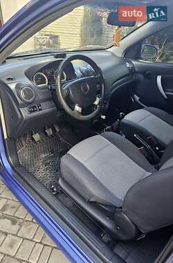 Хэтчбек Chevrolet Aveo 2008 в 