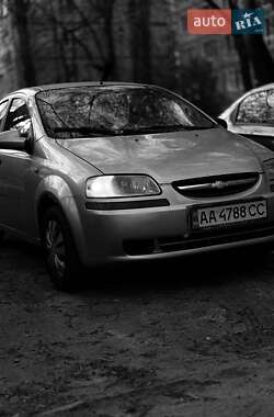 Седан Chevrolet Aveo 2005 в Киеве