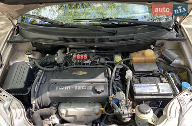 Седан Chevrolet Aveo 2008 в 