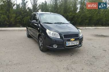 Хэтчбек Chevrolet Aveo 2008 в 