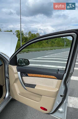 Седан Chevrolet Aveo 2008 в 