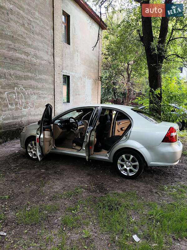 Седан Chevrolet Aveo 2007 в 