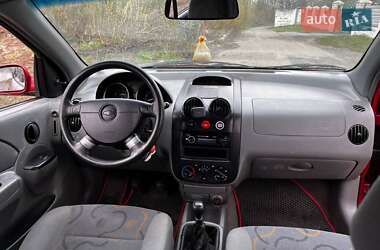 Седан Chevrolet Aveo 2004 в 