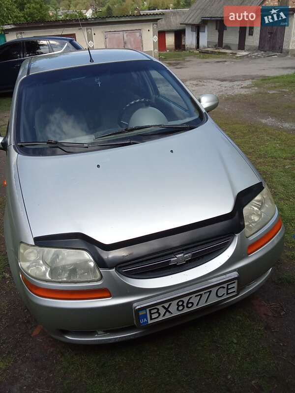 Седан Chevrolet Aveo 2005 в Шепетовке