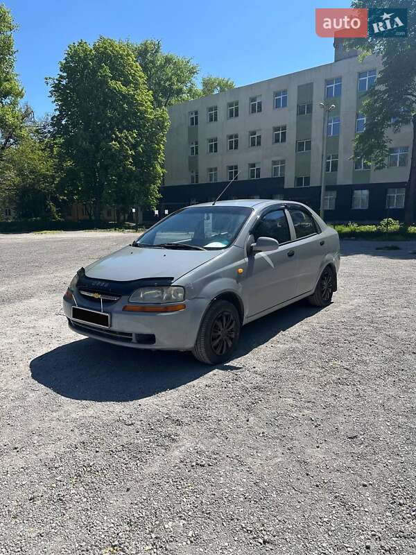 Chevrolet Aveo 2004
