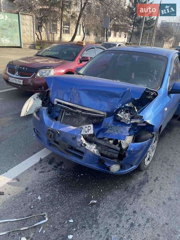 Chevrolet Aveo 2011
