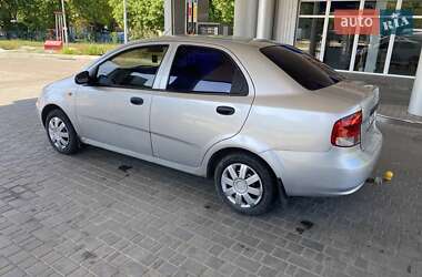 Седан Chevrolet Aveo 2005 в 