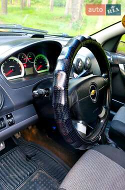 Седан Chevrolet Aveo 2006 в 